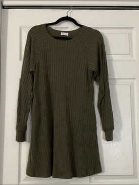 Pink Lily Olive Ribbed Crewneck Top